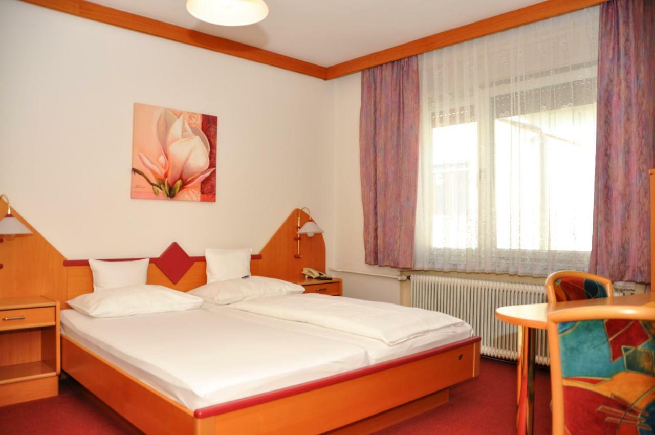 Hotel-Restaurant Teuschler-Mogg Bad Waltersdorf Inklusiv Genusscard Kültér fotó